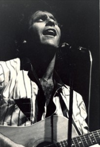 Jon Lind Talks About His Great Career, Writing Classic Hit Songs and Heading A&R for Hollywood Records 2 Jon Lind in the mid-1960s, as a singer/songwriter.