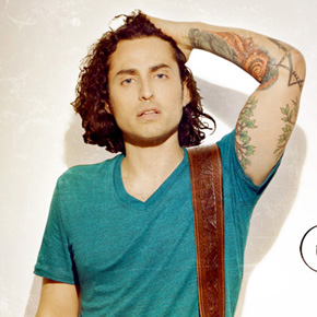 Keaton Simons' "Beautiful Pain" Named July "Best Song Of The Month" 1 Keaton Simons