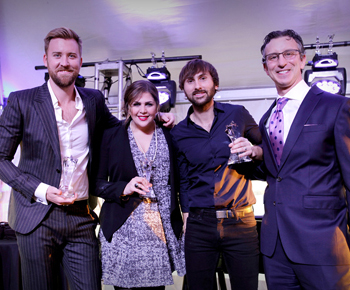 David Israelite with Charles Kelley, Hillary Scott & Dave Haywood of Lady Antebellum.