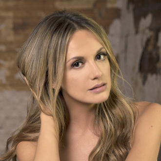 Carly Pearce