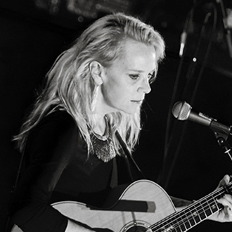 Mary Chapin Carpenter Talks About Her Album <em>Sometimes Just The Sky</em>, And Her Classic Albums And Songs 1 Mary Chapin Carpenter