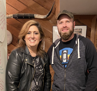 Amy Abernathy’s “Strong Defender” Named December “Best Song Of The Month” 2 Amy Abernathy and Nathan Bennett