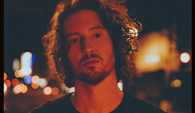 Dean Lewis