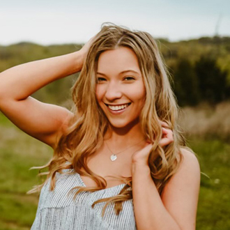 Emily Pyscher’s “Memory Lane” Named October “Best Song Of The Month” 1 Emily Pyscher