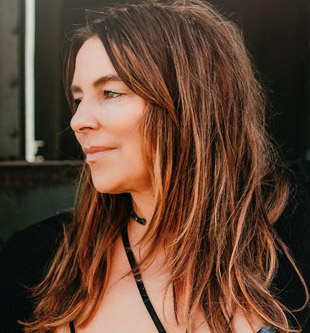 Andrea Shelly’s “Tear It Down” Named December “Best Song Of The Month” 1 Andrea Shelly