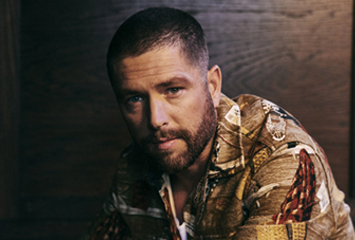 Chris Lane