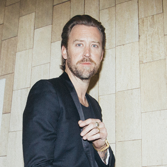 Grammy-Winning Artist Charles Kelley (of platinum trio Lady A) Talks About His New Solo Album, <em>Songs For A New Moon</em> 1 Charles Kelley