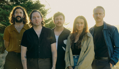 Recent Feature Articles 1 paper kites