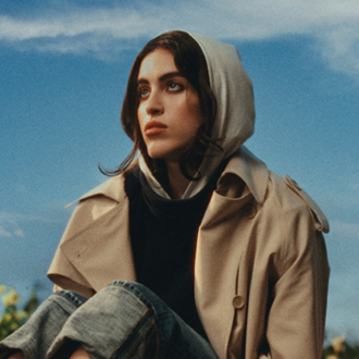 Rising Pop Artist Ally Salort Talks About Her New EP, <em>Isn’t It Sweeter?</em>, And Her Songwriting 1 ally salort